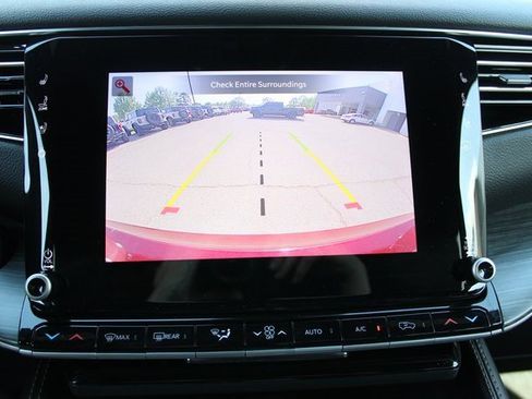 Used 2024 Jeep Wagoneer Series II image 31