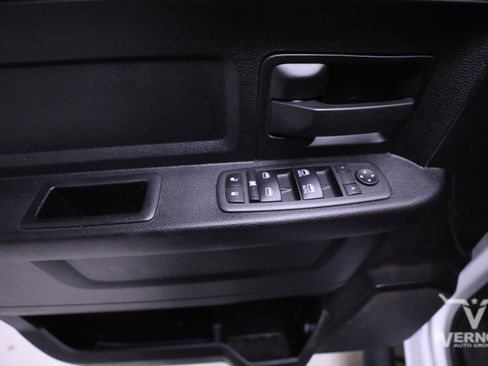 Used 2022 RAM 3500 Tradesman w/ Chrome Appearance Group image 18