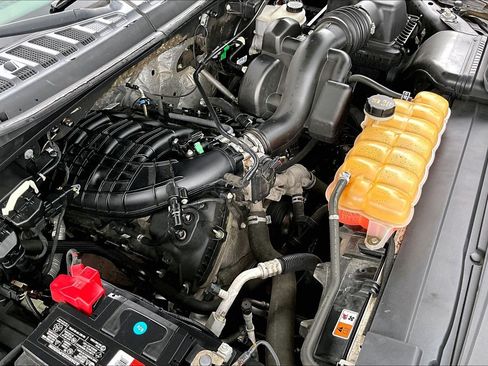 Used 2017 Ford F150 XL w/ XL Power Equipment Group AWD/4WD image 32