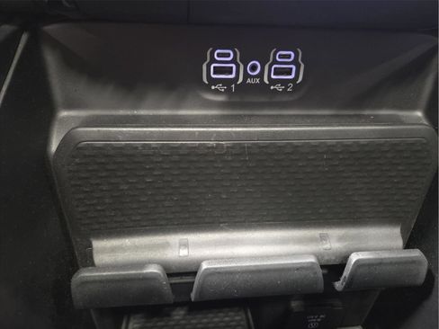 Used 2023 RAM 1500 Limited w/ Body Color Bumper Group image 26