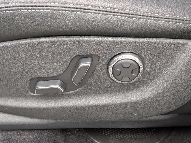 Used 2026 Genesis GV70 2.5T AWD/4WD image 20