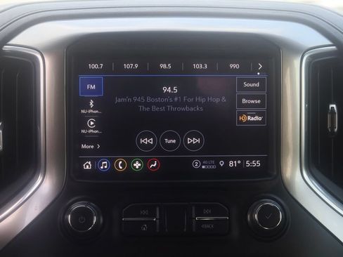Used 2021 Chevrolet Silverado 1500 LT Trail Boss w/ Convenience Package II AWD/4WD image 8