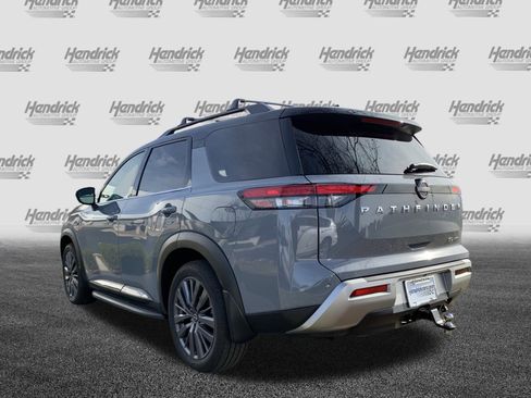 Used 2022 Nissan Pathfinder SL w/ SL Premium Package image 8
