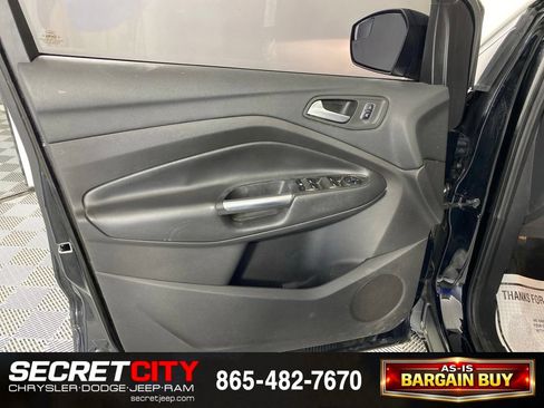 Used 2018 Ford Escape SEL FWD image 12