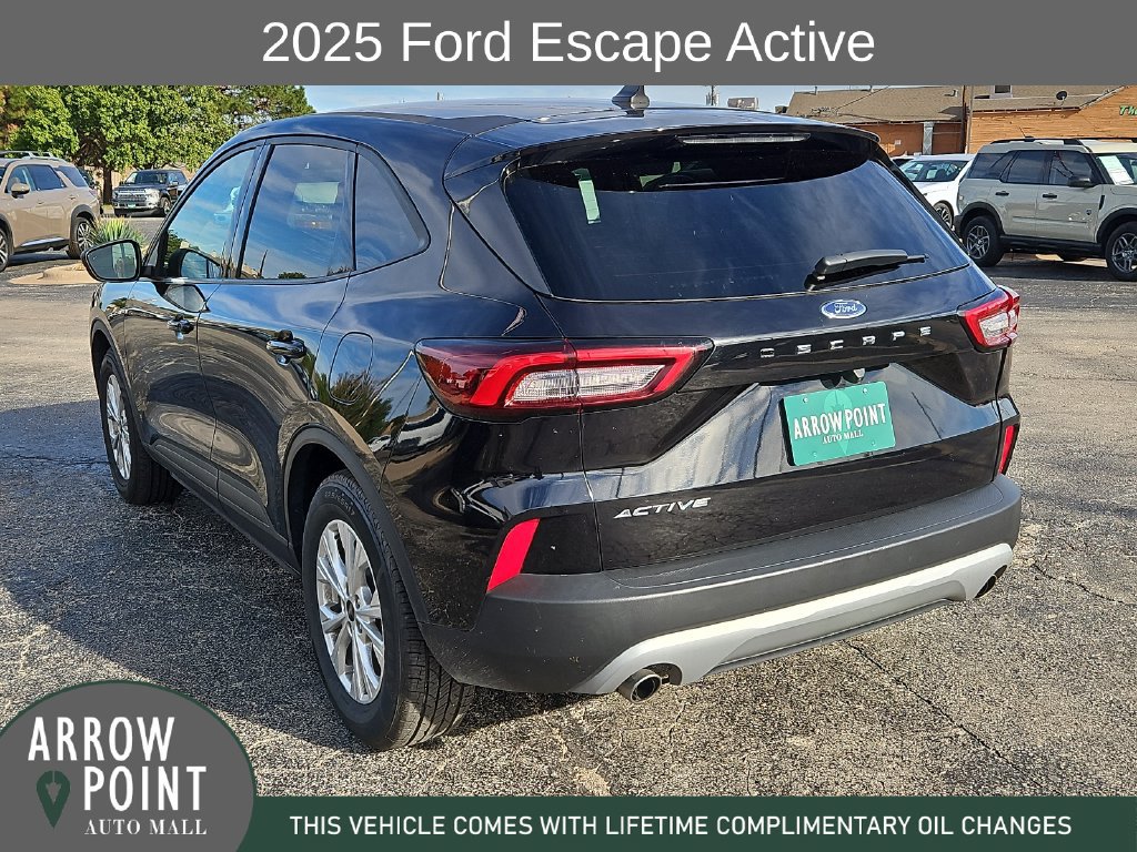 Used 2025 Ford Escape Active FWD image 9
