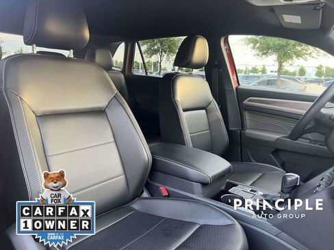 Used 2022 Volkswagen Atlas Cross Sport SE w/ Black Wheel Package FWD image 34