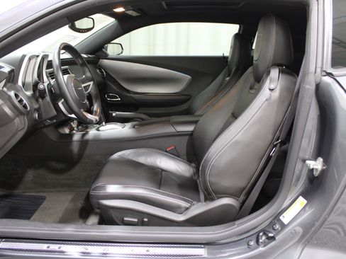 Used 2010 Chevrolet Camaro SS w/ RS Package image 3