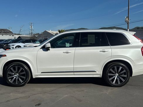 Certified 2024 Volvo XC90 B6 Plus image 6