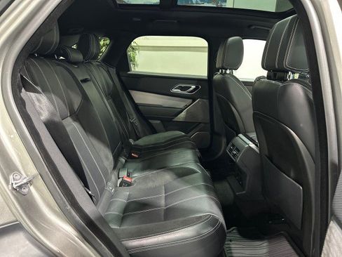 Used 2019 Land Rover Range Rover Velar R-Dynamic SE AWD/4WD image 49