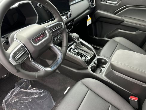 New 2026 GMC Canyon Elevation w/ Convenience Package image 8