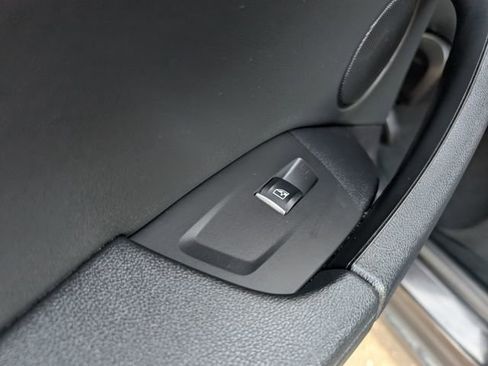 Used 2019 BMW X3 xDrive30i w/ Premium Package image 12