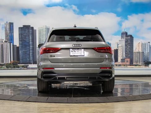 Used 2022 Audi Q3 2.0T Premium Plus w/ Premium Plus Package AWD/4WD image 11
