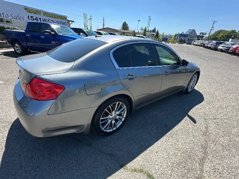 Used 2013 INFINITI G37 Journey w/ Premium Pkg RWD image 3