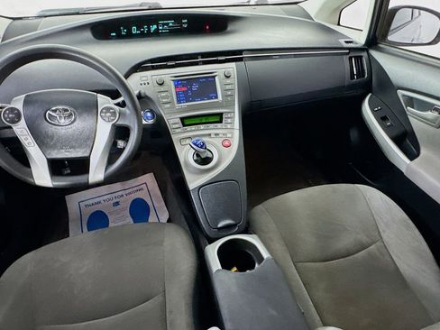 Used 2015 Toyota Prius Three FWD image 25