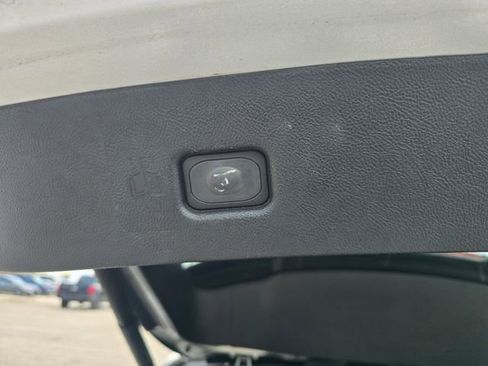 Used 2016 Lincoln MKX Reserve w/ Equipment Group 102A AWD/4WD image 14
