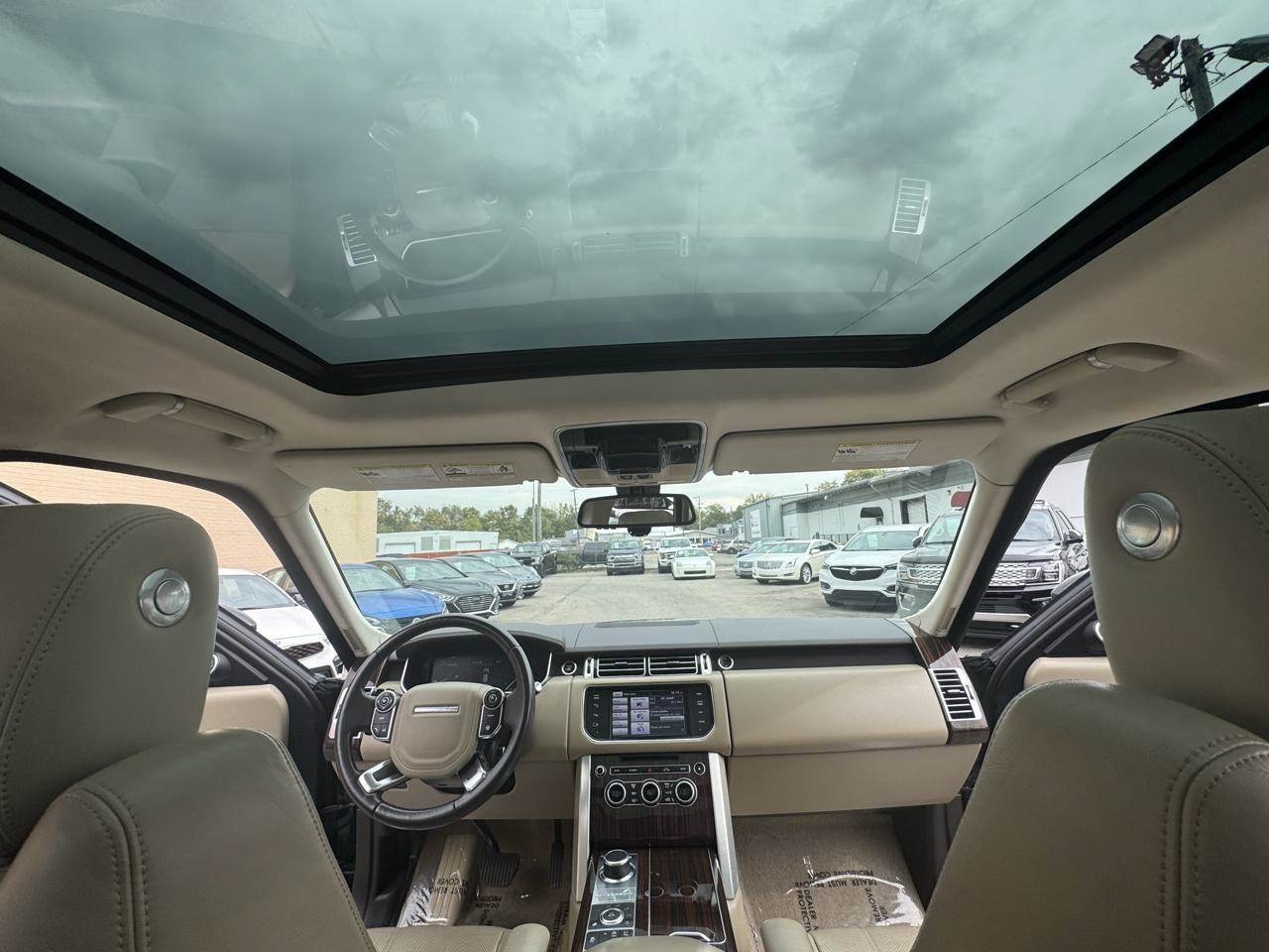 Used 2014 Land Rover Range Rover HSE AWD/4WD image 25