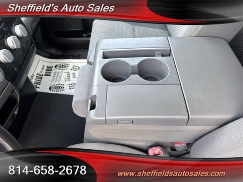 Used 2013 Toyota Tundra 4x4 Double Cab w/ Tow Pkg image 32
