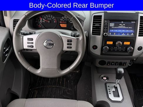 Used 2020 Nissan Frontier SV w/ Midnight Edition Floor Mats image 12