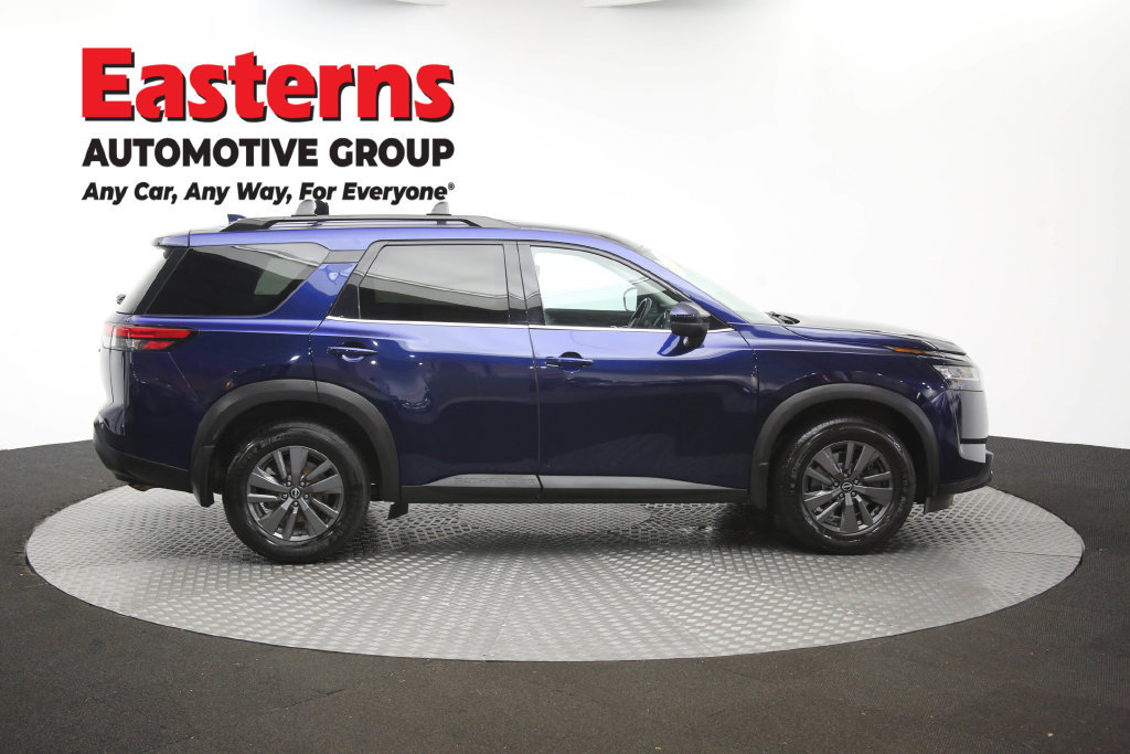 Used 2022 Nissan Pathfinder SV AWD/4WD image 47