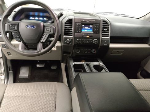 Used 2016 Ford F150 XLT image 22