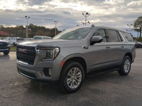 Used 2024 GMC Yukon SLE w/ Gmc Pro Safety Plus Package image 8