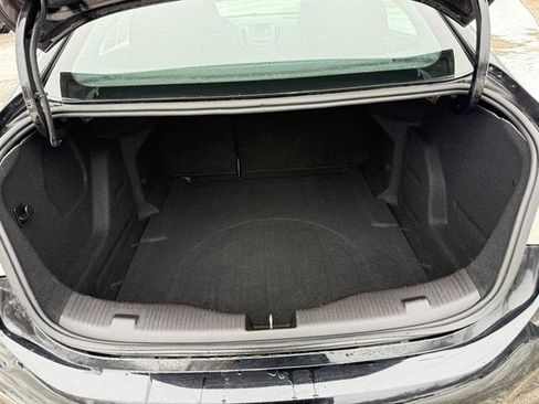 Used 2017 Chevrolet Cruze LT w/ Convenience Package image 23