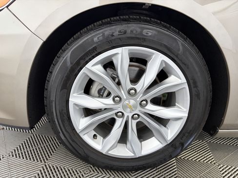 Used 2024 Chevrolet Malibu LT FWD image 13