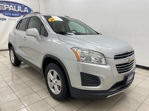 Used 2016 Chevrolet Trax LT w/ LT Convenience Package image 1