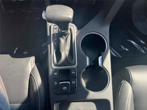 Used 2021 Kia Sportage EX w/ EX Technology Package image 19