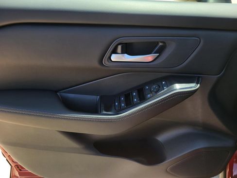 New 2026 Nissan Rogue SV FWD image 17