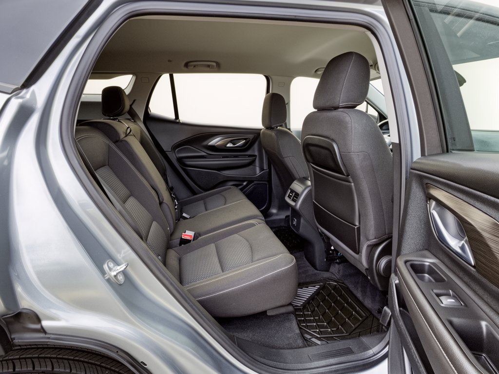 Used 2023 GMC Terrain SLE w/ Driver Convenience Package AWD/4WD image 29
