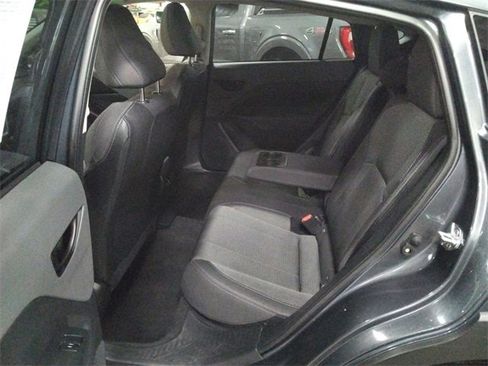 Used 2024 Subaru Crosstrek 2.0i Premium image 10