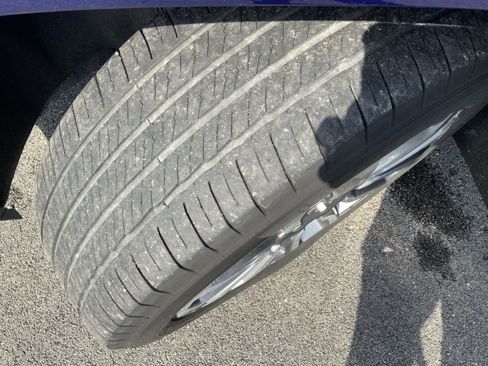 Used 2023 GMC Acadia Denali w/ Denali Ultimate Package image 21