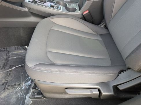 Used 2025 Subaru Crosstrek 2.0i Premium image 14