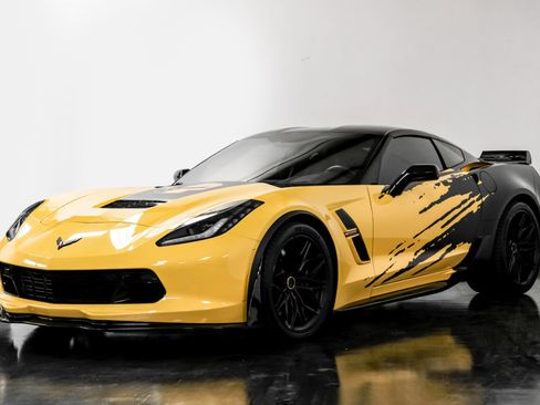 Used 2017 Chevrolet Corvette Grand Sport image 6