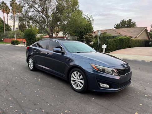 Used 2015 Kia Optima LX image 4