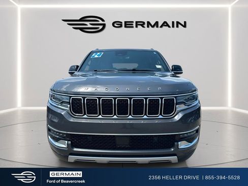 Used 2024 Jeep Wagoneer Series II AWD/4WD image 2
