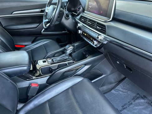Used 2022 Kia Telluride LX AWD/4WD image 15