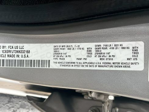 Used 2022 RAM 1500 Laramie AWD/4WD image 32