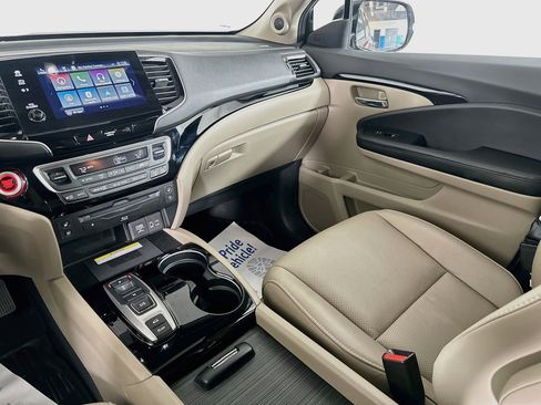 Used 2021 Honda Pilot Elite image 23