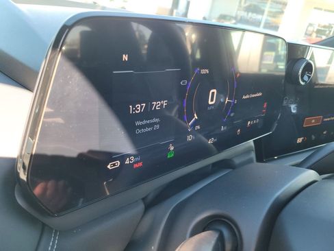 New 2026 Chevrolet Silverado EV LT image 12