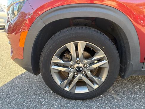 Certified 2021 Kia Seltos S FWD image 24