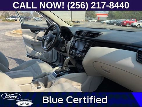 Used 2022 Nissan Rogue Sport SV FWD image 26