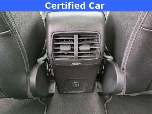 Certified 2022 Ford Escape Titanium w/ Titanium Elite Package image 18