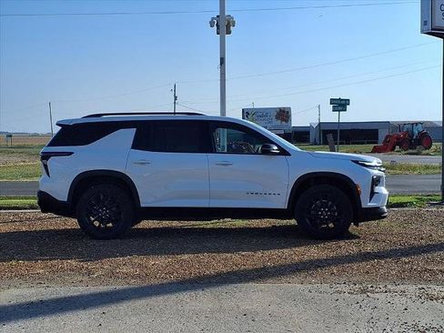 New 2026 Chevrolet Traverse LT w/ Midnight/Sport Edition image 16