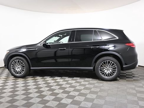 Certified 2026 Mercedes-Benz GLC 300 4MATIC image 2