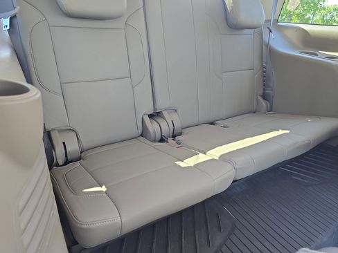 Used 2020 Chevrolet Tahoe Premier w/ Max Trailering Package AWD/4WD image 12
