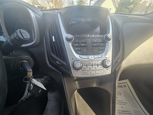 Used 2012 Chevrolet Equinox LT w/ Driver Convenience Package image 16