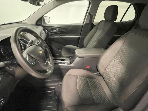 Used 2020 Chevrolet Equinox LT w/ LPO, Blackout Package image 3