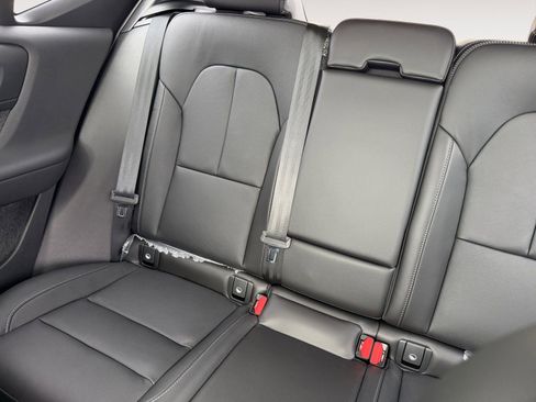 New 2026 Volvo XC40 B5 Core image 13